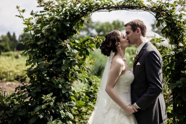 winvian-farm-wedding-morris-ct-photography-allyson-david-photos-greyhousestudios-featured-030