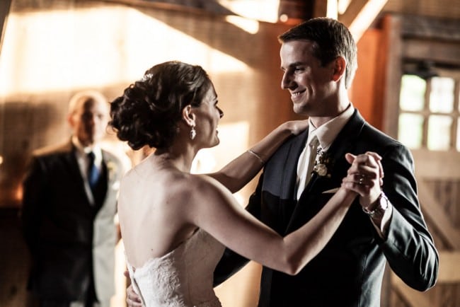 winvian-farm-wedding-morris-ct-photography-allyson-david-photos-greyhousestudios-featured-098