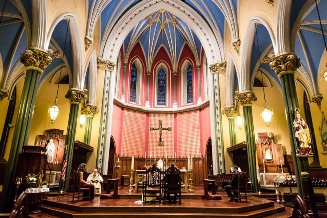 new-haven-lawn-club-wedding-photos-wedding-love-photos-new-haven-ct-photography-meghan-sully-greyhousestudios-featured-068