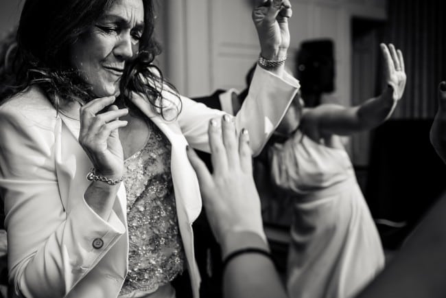 new-haven-lawn-club-wedding-photos-wedding-love-photos-new-haven-ct-photography-meghan-sully-greyhousestudios-featured-117