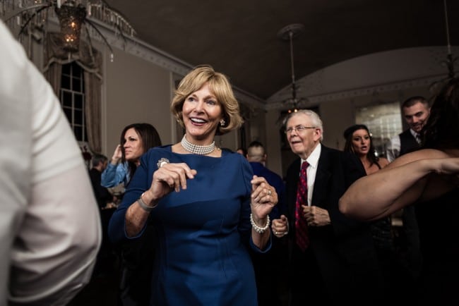 new-haven-lawn-club-wedding-photos-wedding-love-photos-new-haven-ct-photography-meghan-sully-greyhousestudios-featured-119