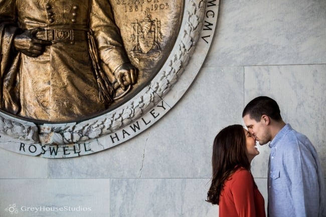 Salute-Bushnell-Park-hartford-Engagement-photos-Sarah-Ryan-greyhousestudios-006